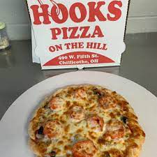 Hooks Pizza On The Hill